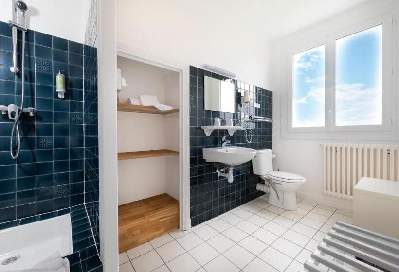 Номер Стандарт, Hôtel Spa De La Citadelle Lorient