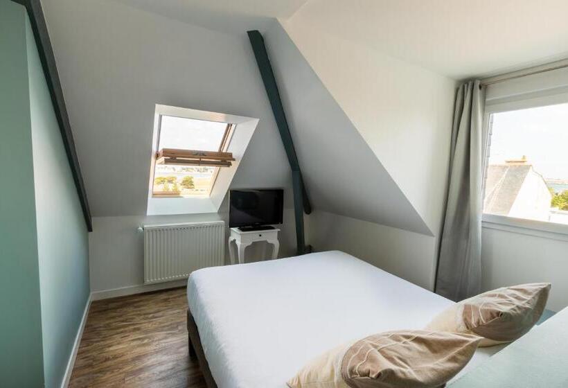 Полулюкс Вид на Море, Hôtel Spa De La Citadelle Lorient