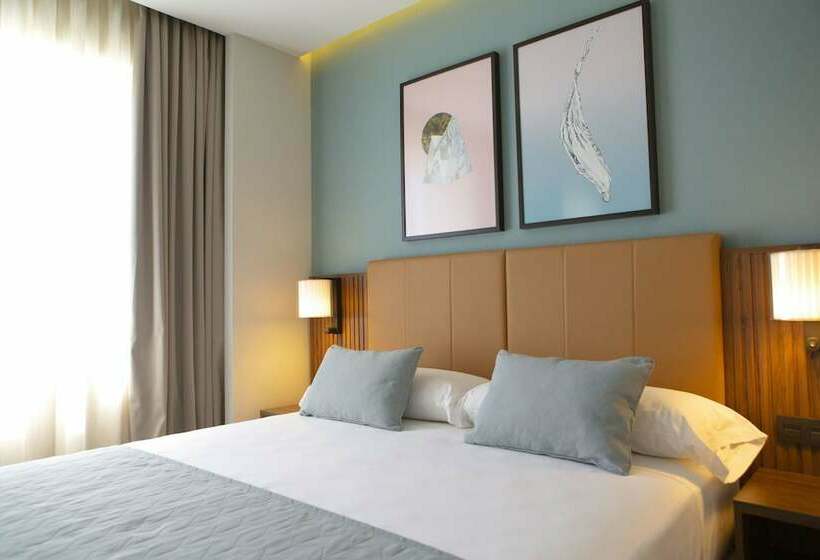 اتاق لوکس با تخت بزرگ, Riu Plaza España