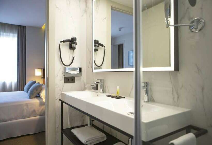 اتاق لوکس با تخت بزرگ, Riu Plaza España