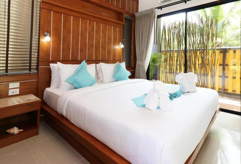 패밀리 룸, The Scene Cliff View Villas