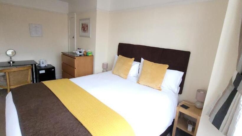 キングサイズベッドのスタンダードルーム, Hampton Lodge En Suite Rooms With Free Parking