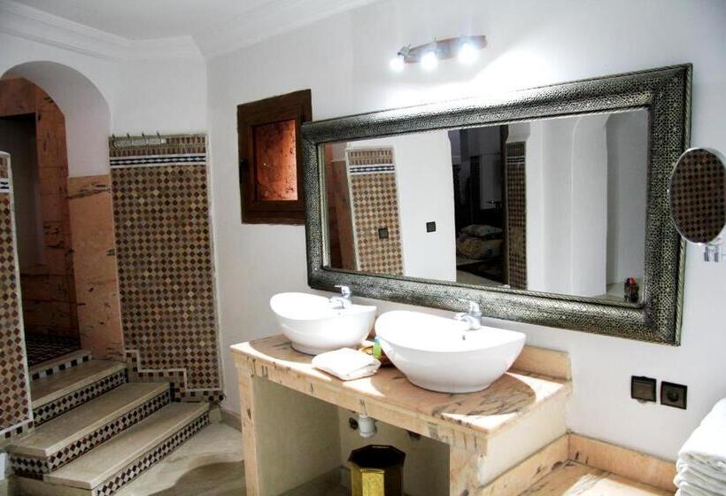 패밀리 스위트, Riad D Or Meknes
