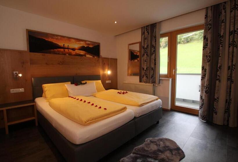 Apartamento 3 Dormitórios, Gästehaus Alpina