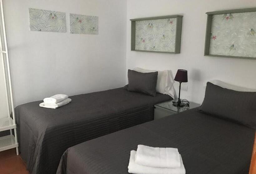 Apartamento 2 Dormitórios, Hostal Sabana