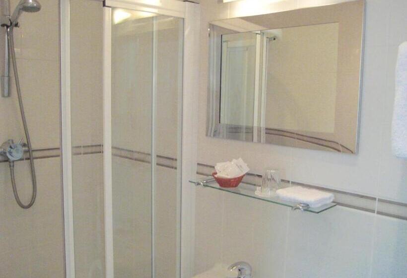 Номер Стандарт, The Dial House Guest House