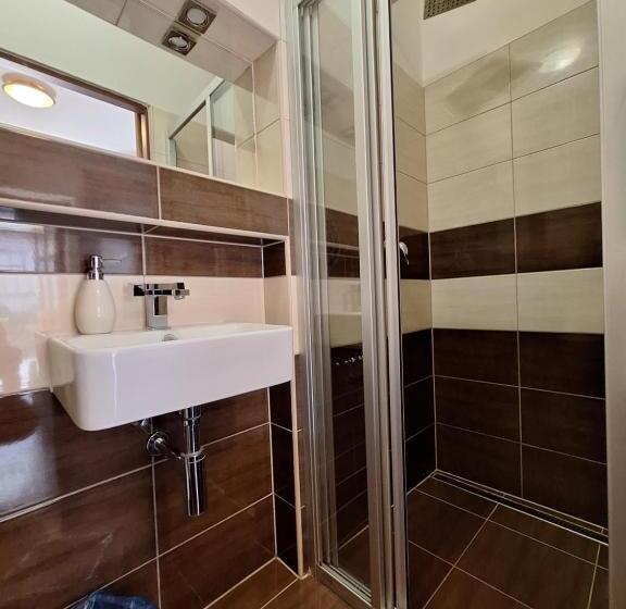 اتاق عادی, Pension Sebastian