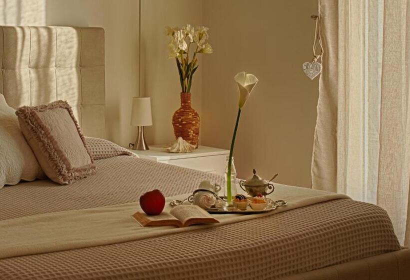 غرفة قياسية مزوَّدة بتراس, B&b L'arca Di Noè