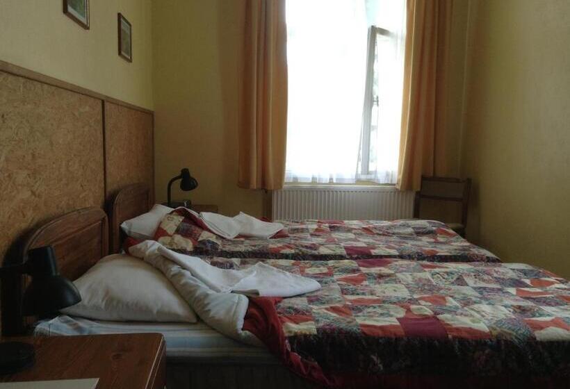 اتاق استاندارد, Kastani Home Accommodation