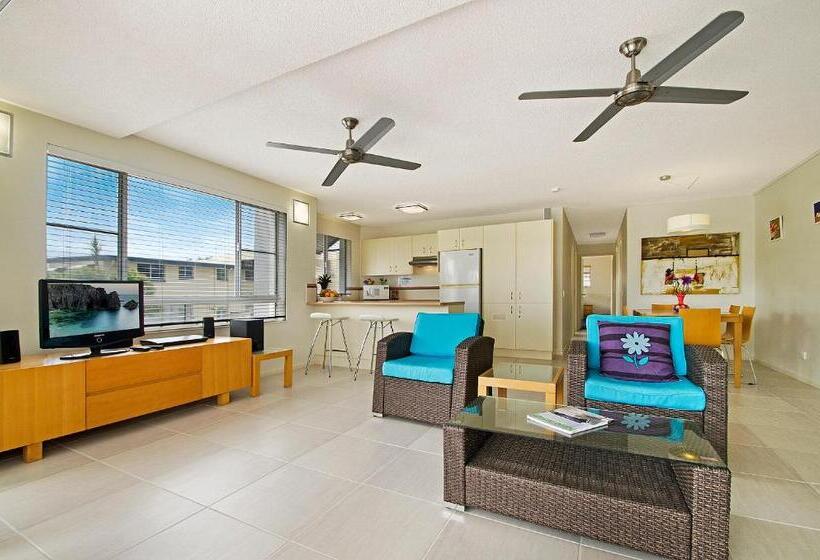 Апартаменты 3 Спальни, The Beach Houses Maroochydore