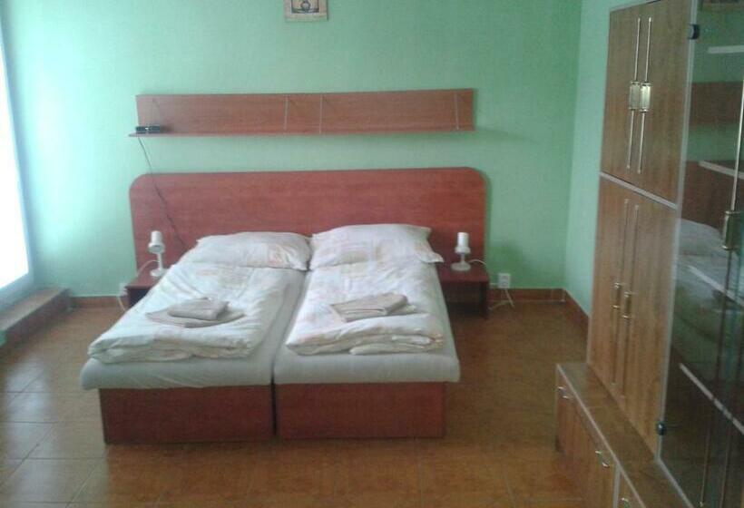 Standard Trippelrum, Garni Hotel Sonata