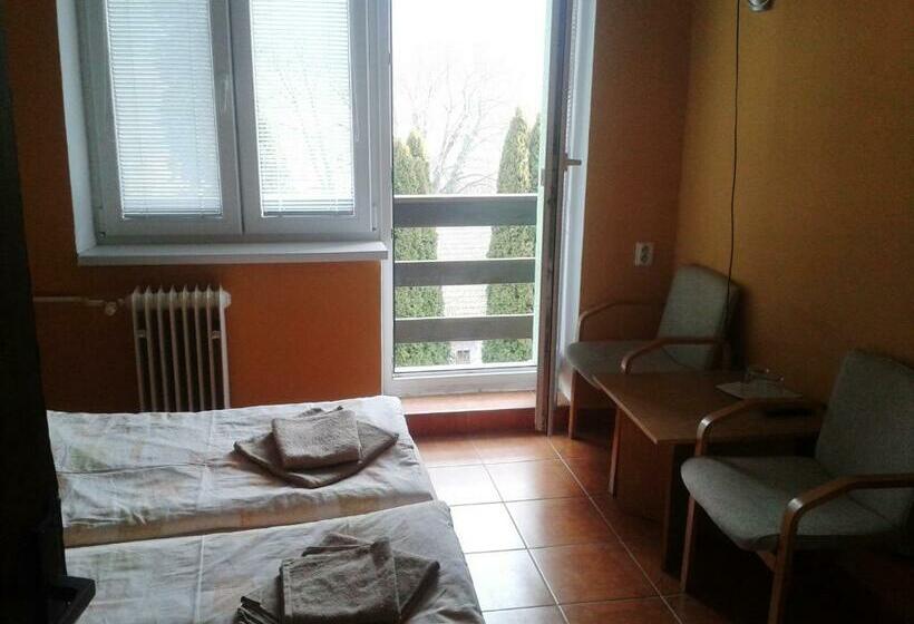 Standardrum, Garni Hotel Sonata