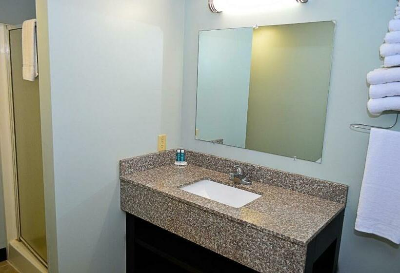 디럭스 4인 룸, Motel 6 Shartlesville, Pa