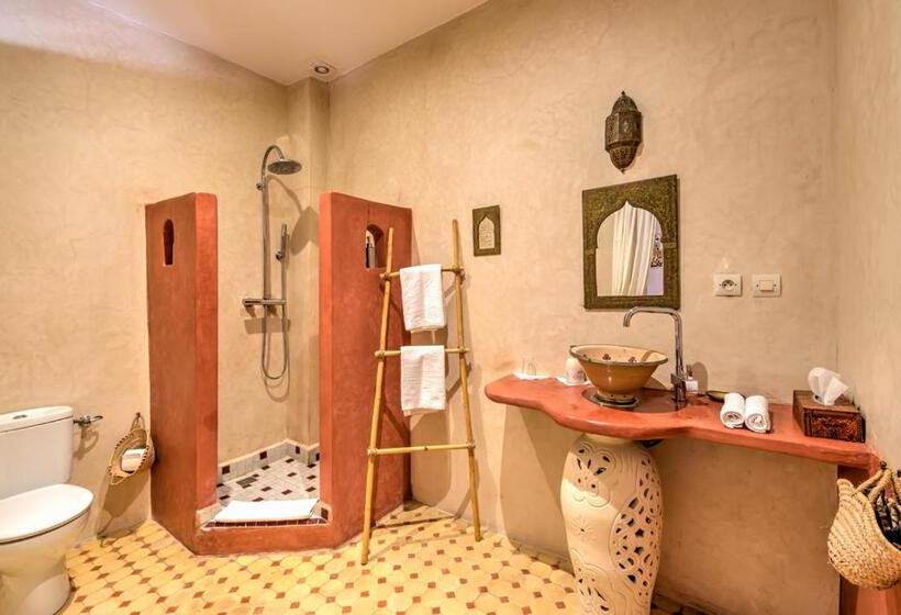 Chambre Triple Standard, Riad Janoub