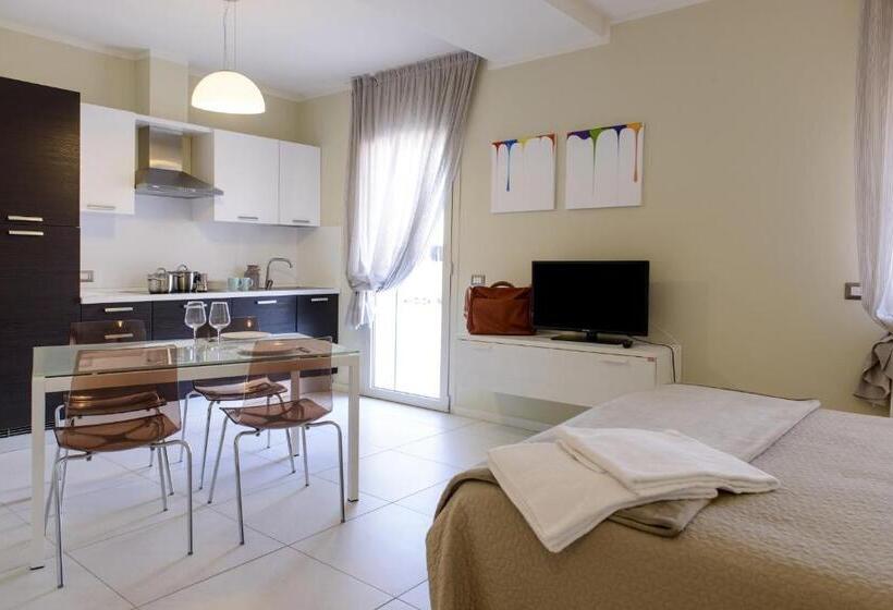 Escritório Estandar Vista Mar, Residence Millecento