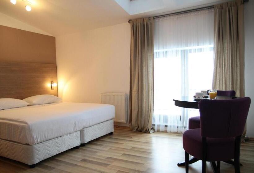 إستوديو بريميوم, Studio Apartcity