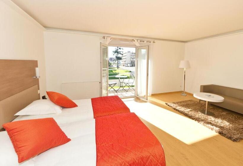 سوییت جونیور, Villa Thermae Thonon Les Bains
