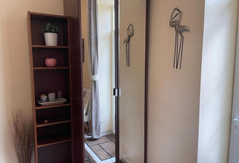 Люкс 2 Спальни, Gites Du Caylar   Chambres Et Appartments