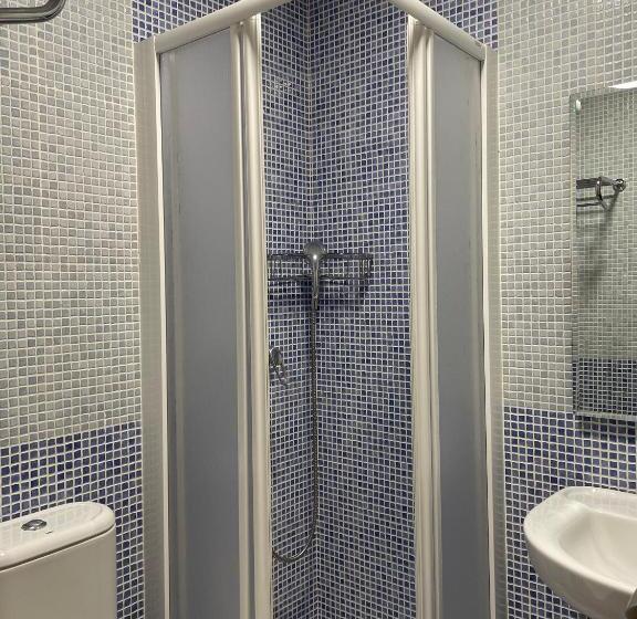 اتاق استاندارد یک نفره, Hostal Santiago 2