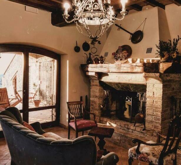 Номер Стандарт, Poggio Del Bolognino