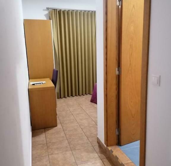 اتاق استاندارد یک نفره, Hospedaria Dona Maria