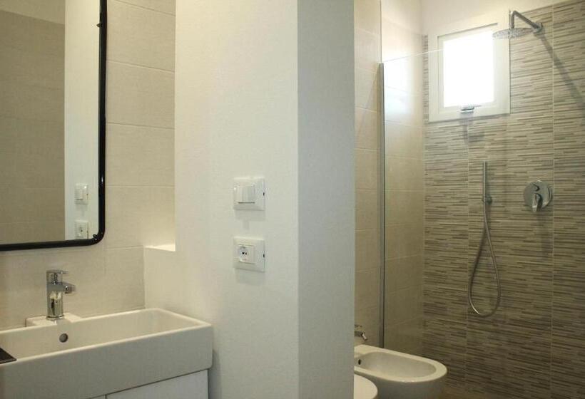 Apartamento 1 Dormitório com Sacada, Residence Fiorella