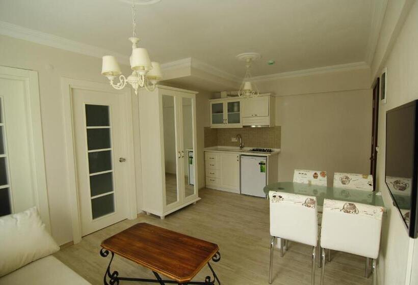 带1个卧室带花园景观的公寓, Panamare Apart Hotel Akyaka