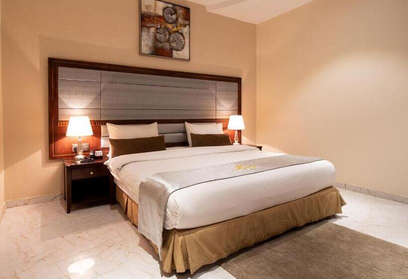 شقة غرفة واحدة, Toot House Alqaim