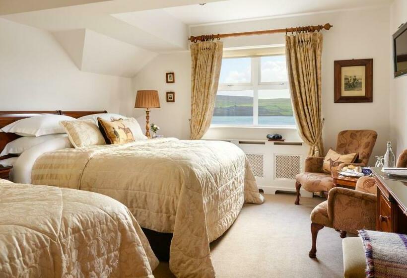 غرفة قياسية ثلاثية, Heatons Guesthouse