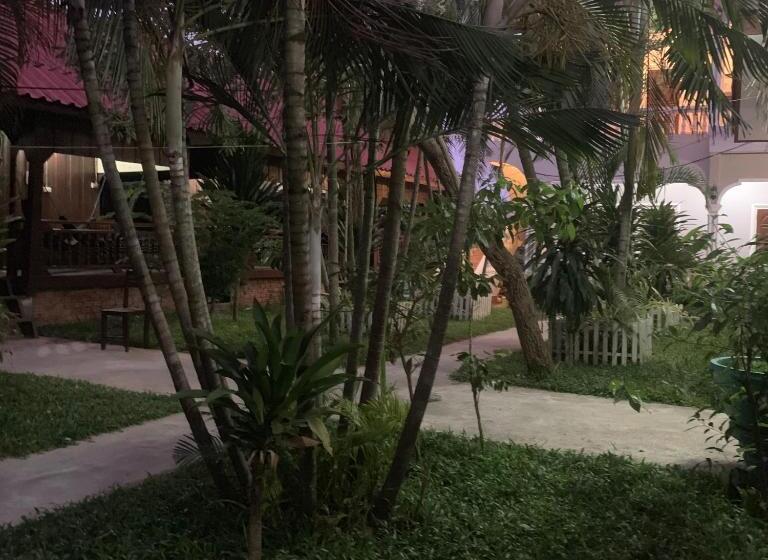 Бунгало Стандарт, Dalom Guesthouse