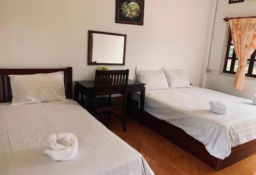 Номер Стандарт Трехместный, Dalom Guesthouse