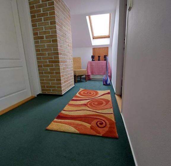 Номер Стандарт Индивидуальный Совместная Ванная, Guest House Na Kope Ku