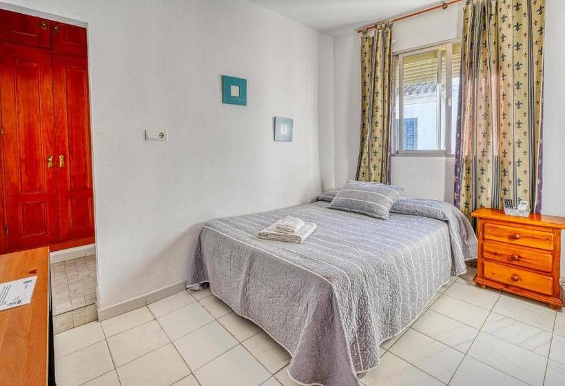 Семейный Номер, Ochomin Hostel