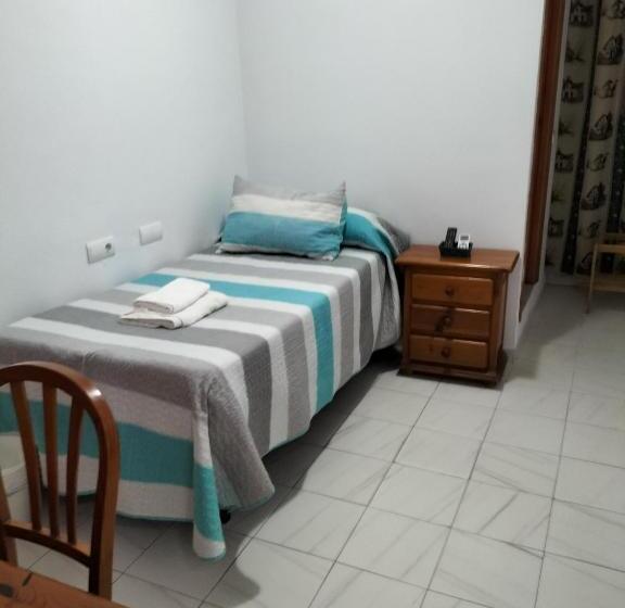 Номер Стандарт, Ochomin Hostel
