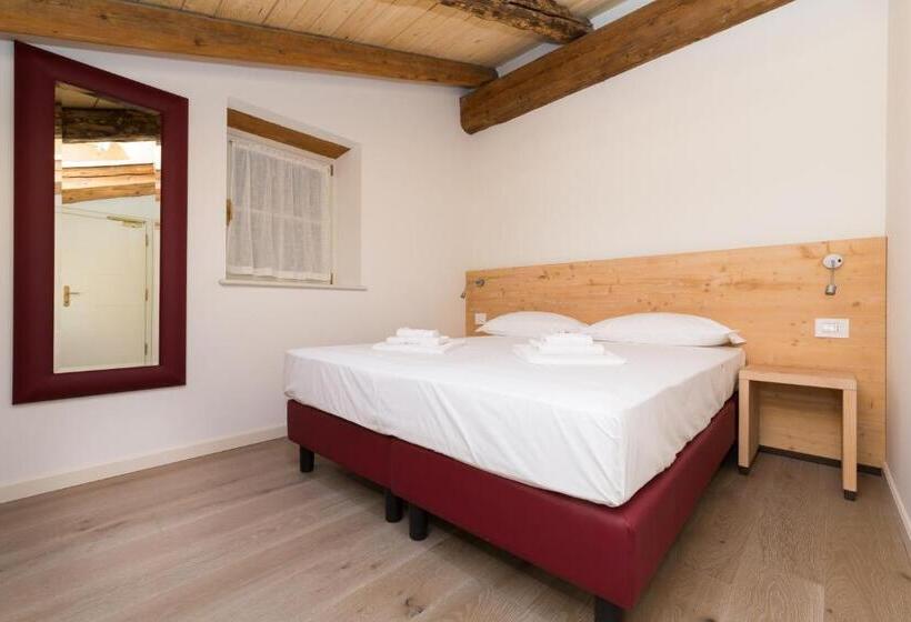 Номер Стандарт Трехместный, Colle Ameno Room And Breakfast
