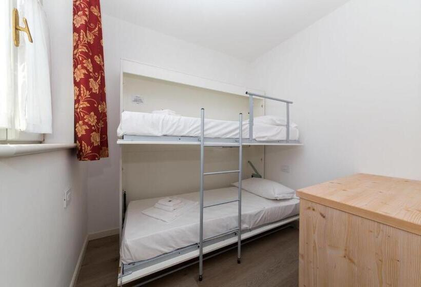 Семейный Номер, Colle Ameno Room And Breakfast