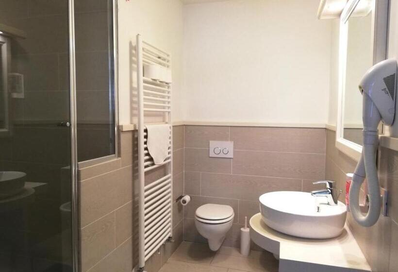 Апартаменты 1 Спальня с Балконом, Colle Ameno Room And Breakfast