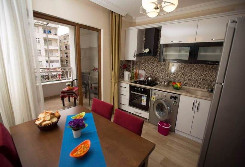 Апартаменты 2 Спальни Вид на Море, Yomra Residence