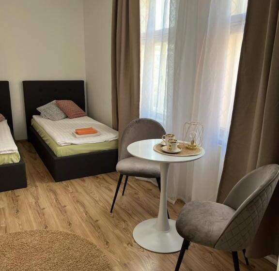 اتاق استاندارد, Edgari Guesthouse