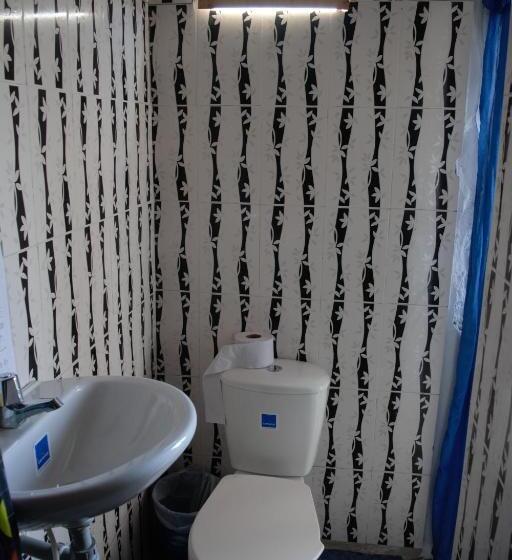 Номер Стандарт, Hostal Música Y Arte
