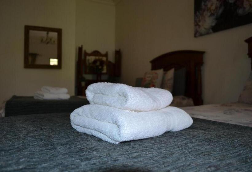 اتاق استاندارد, Travel North Guesthouse