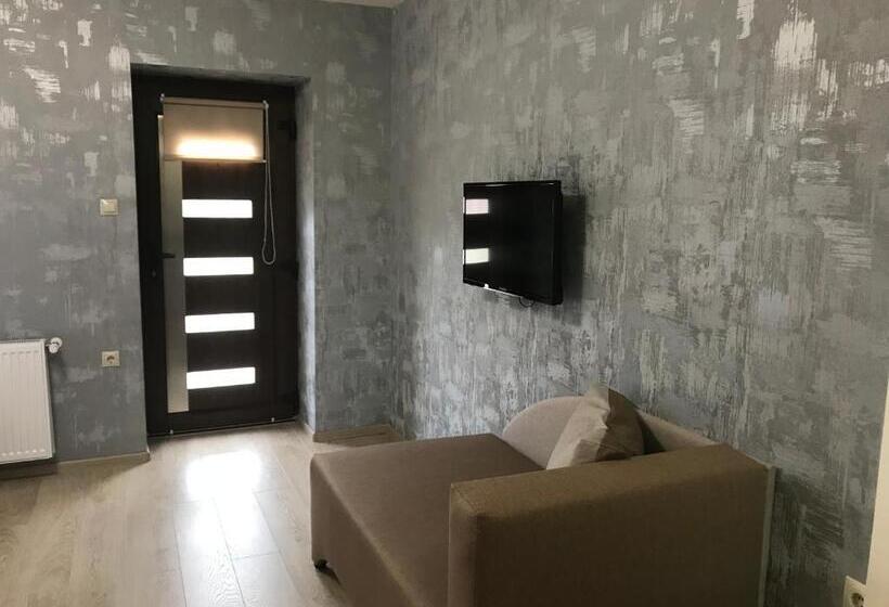 디럭스 트리플 룸, Kristály Apartmanok