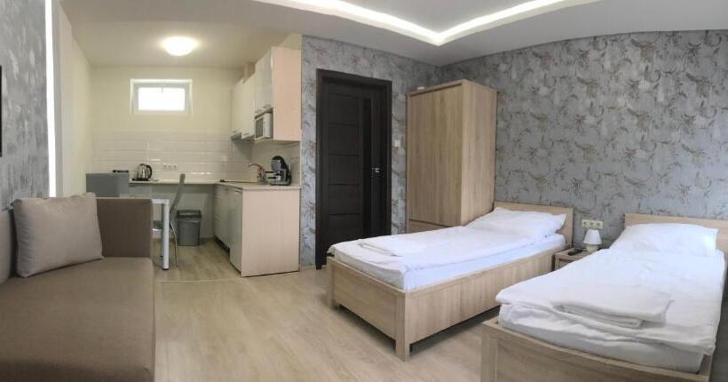 Трехместный Номер Deluxe, Kristály Apartmanok