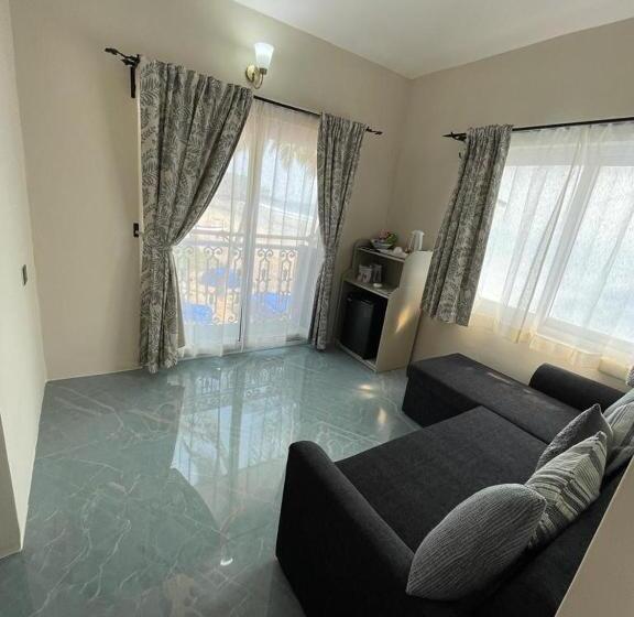 Номер Deluxe Вид на Море Боковой, Joets Guesthouse