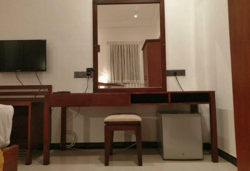 Номер Deluxe, Selavi Resort Bentota