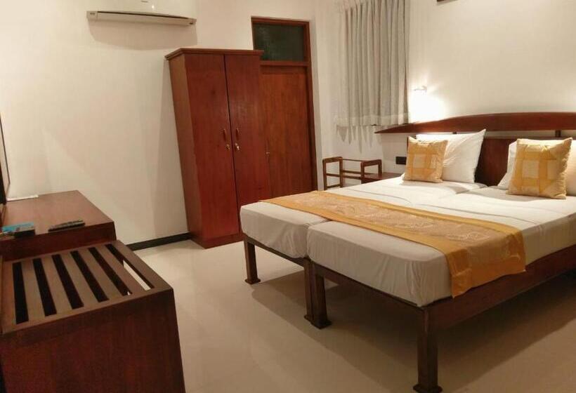 Номер Deluxe, Selavi Resort Bentota
