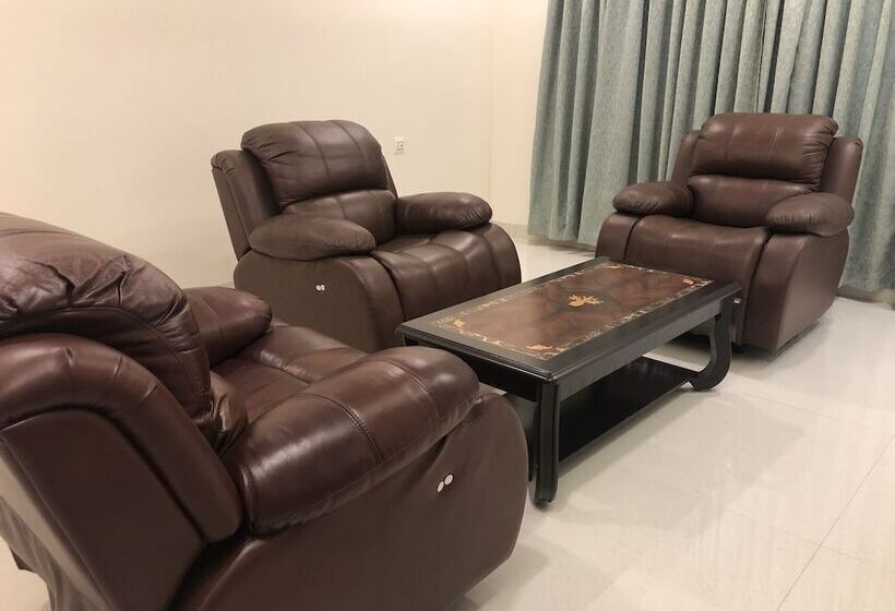 Люкс, Kyriad Hotel Vijayapura