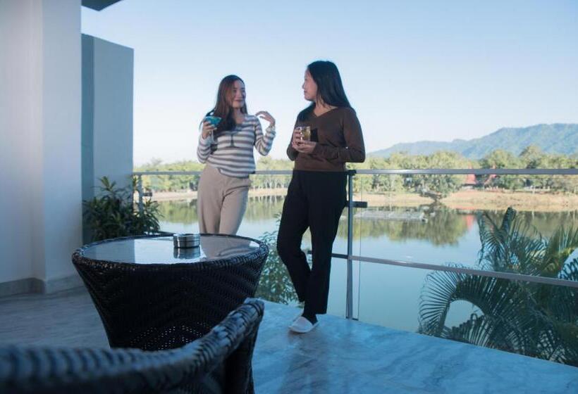 小型套房带阳台, Noune Resort