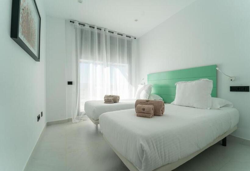 １ベッドルームペントハウスアパート, Estepona Holiday Hills