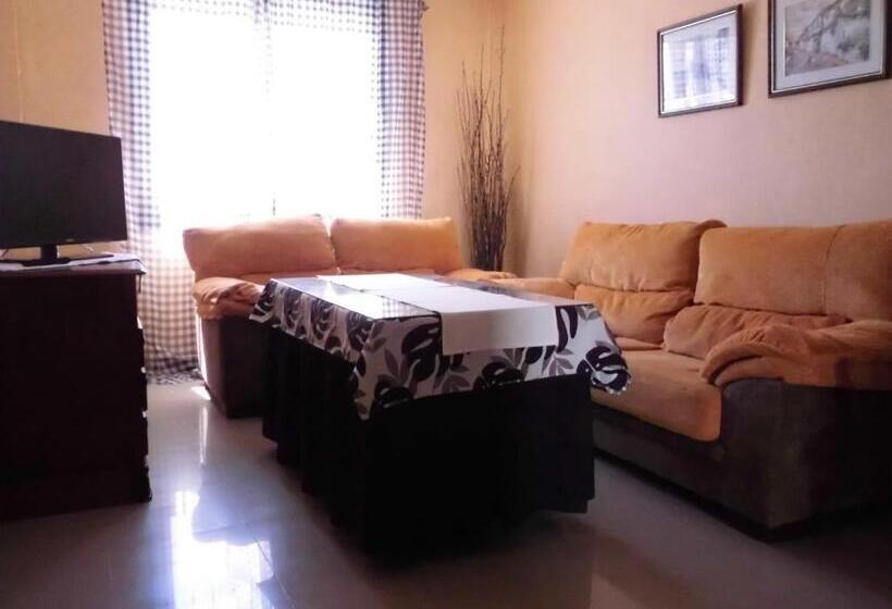Дом 4 Спальни, Hostal Casa Jose
